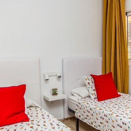 Spring Penthouse Apartment ปาล์ม-มาร์ ภายนอก รูปภาพ