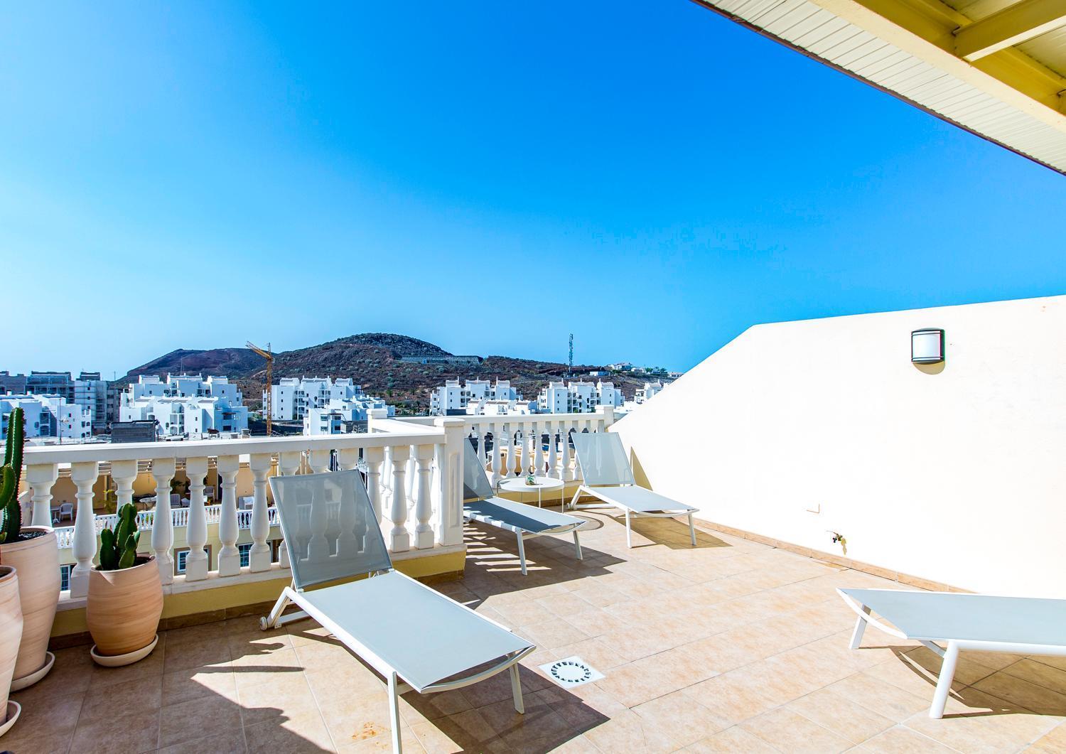 Spring Penthouse Apartment ปาล์ม-มาร์ ภายนอก รูปภาพ